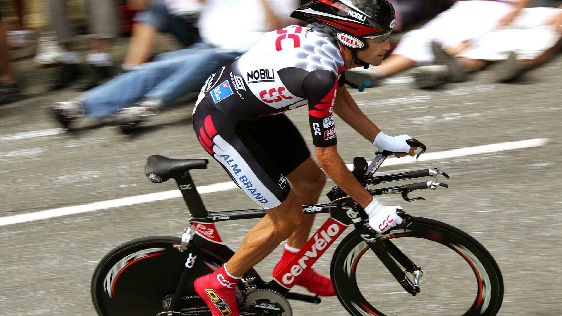 法甲惊险盘球：天才技巧引发疯狂欢呼，法甲盘路解析 宝哥