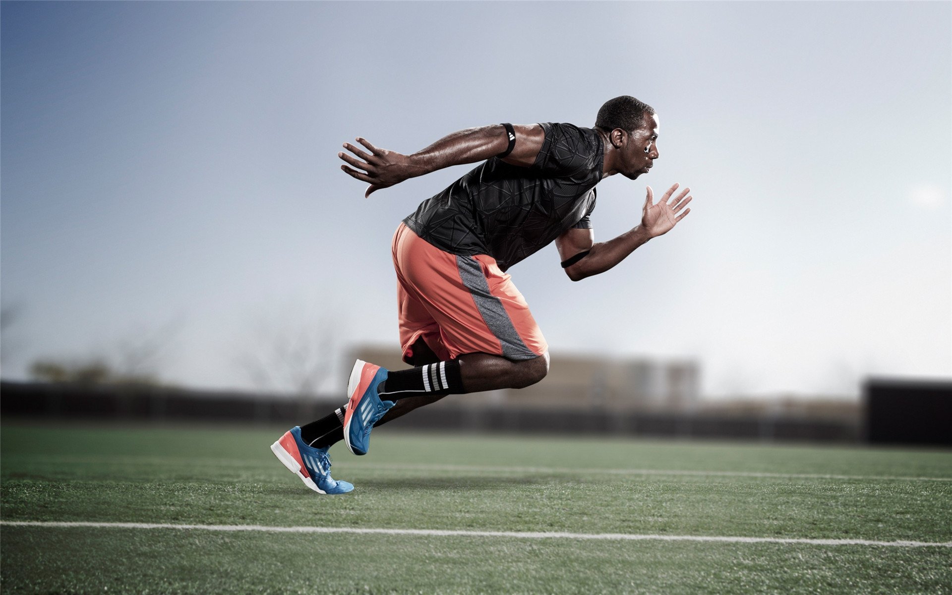 维尔·冯·威克：南非队的锋线引擎，他的进攻总是能打破防守封锁